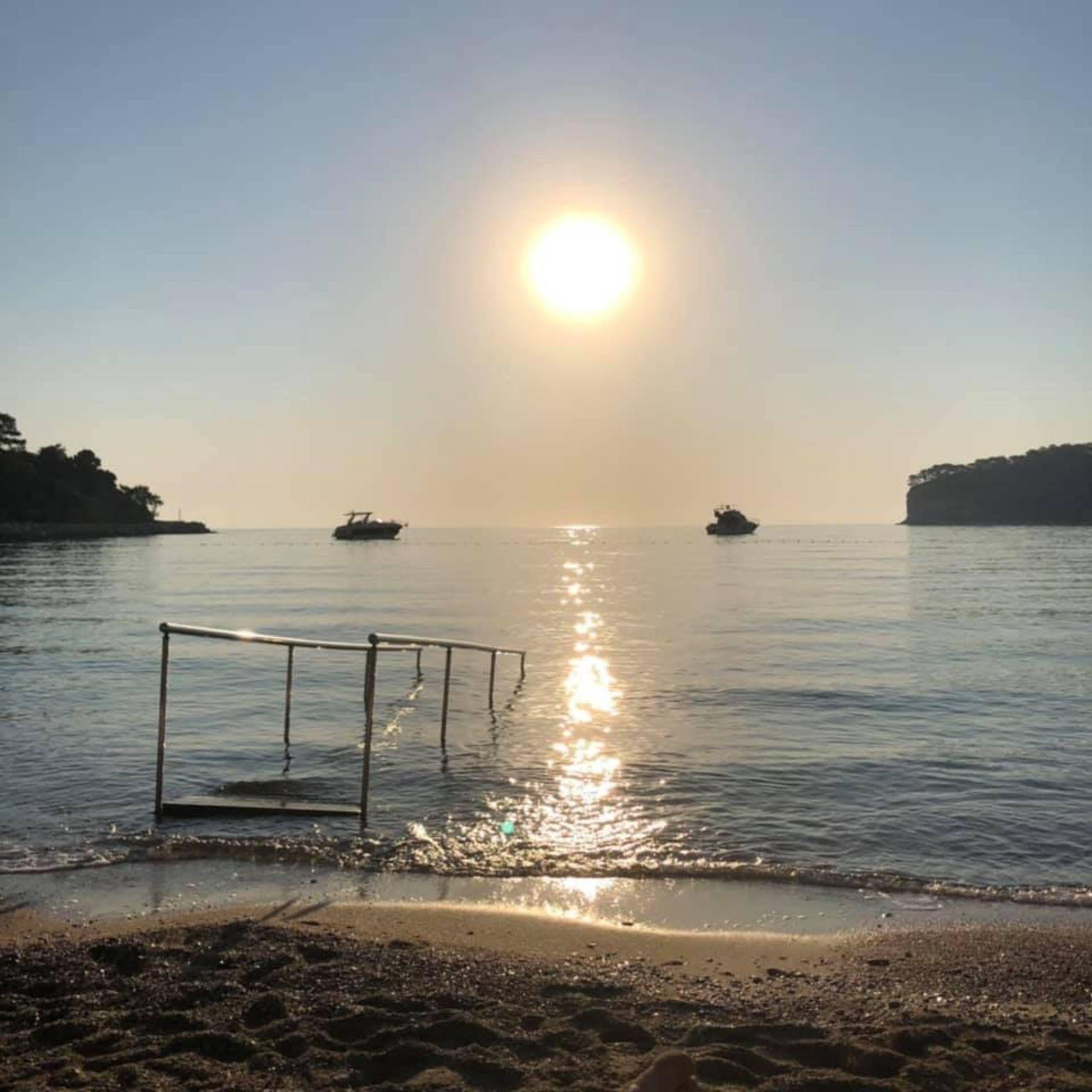 Aparthotel Truemar & Kemer