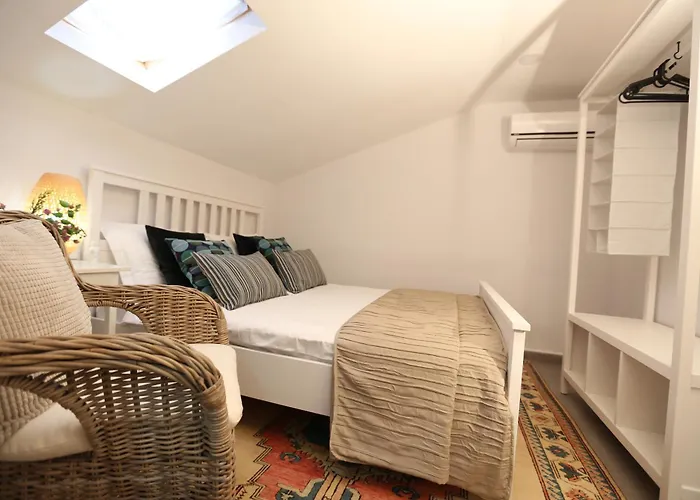 Truemar Hotels & Suites